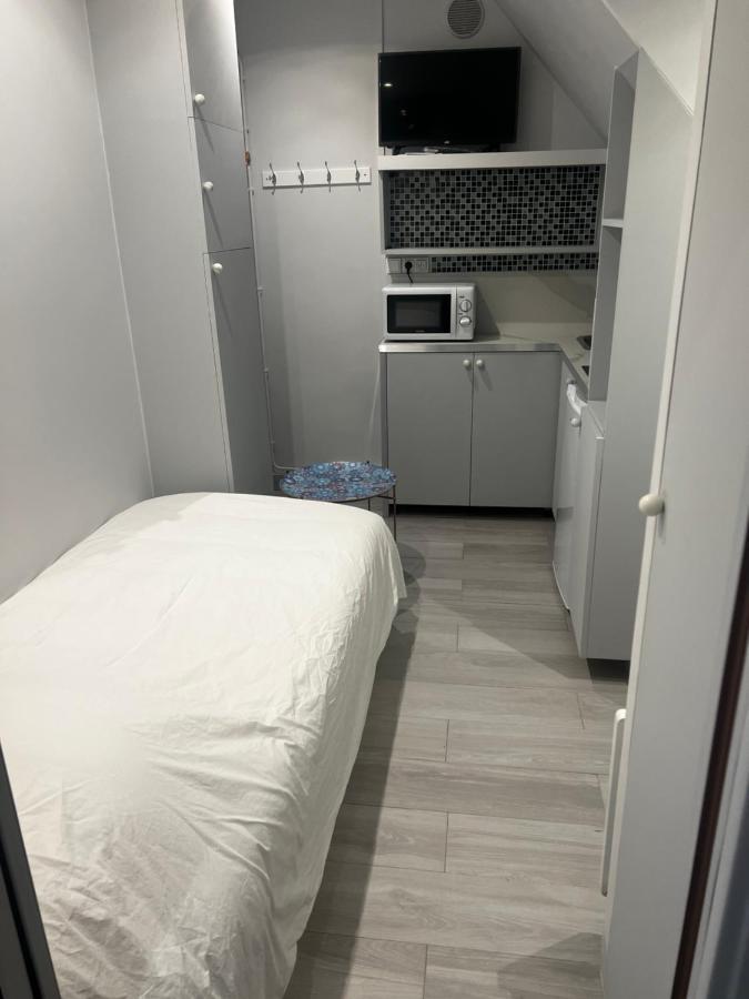 Ferienwohnung Sous Les Toits De Paris Trocadero Exterior foto